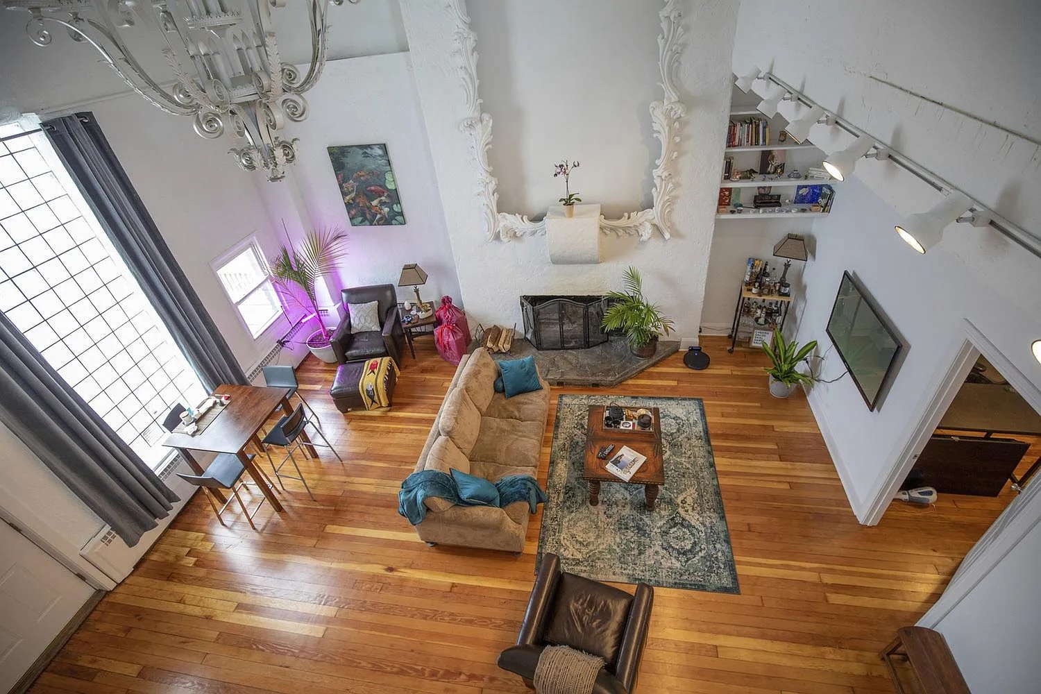 2052 North Halsted Street - 2R